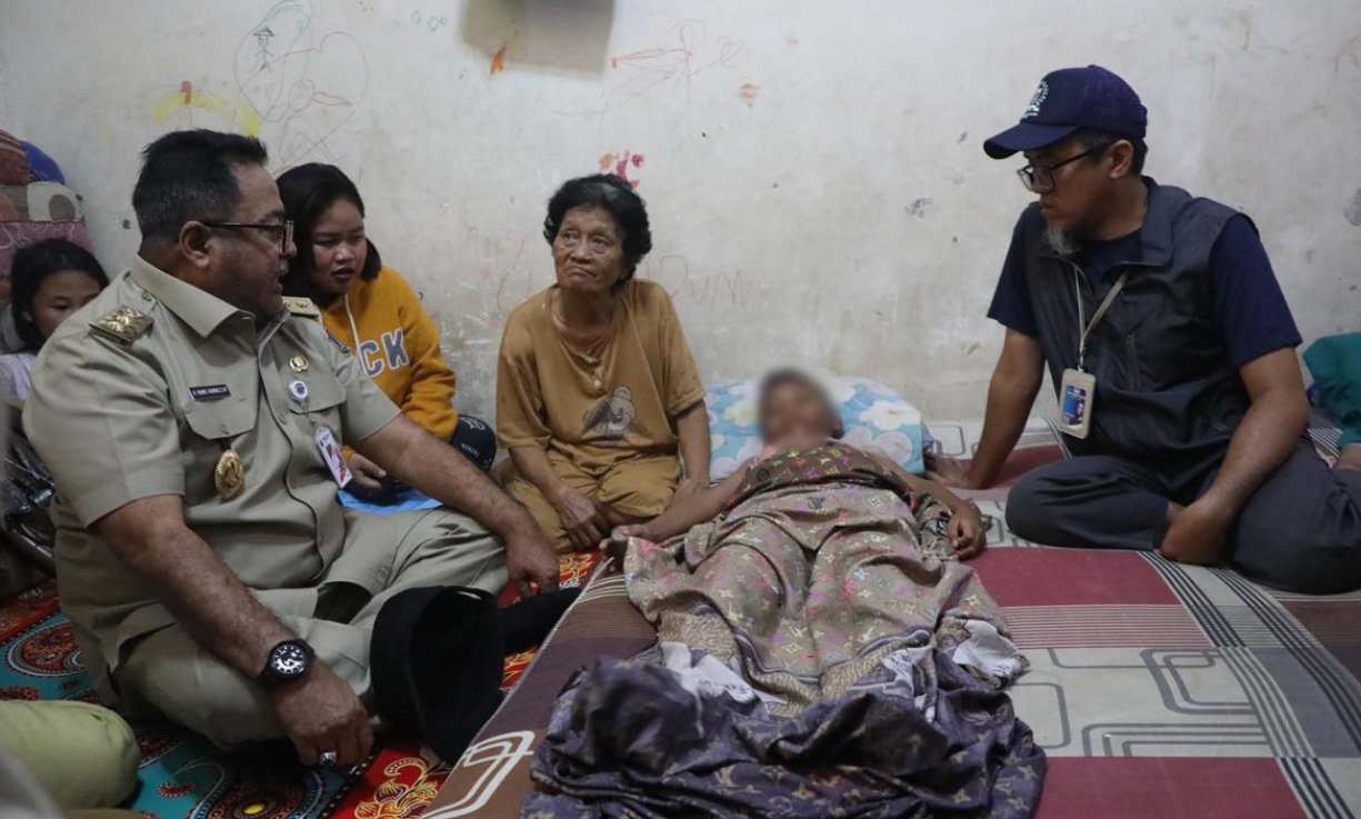 Ketika “Bang Dul” Datang ke Rumah: Harapan Kecil Lilo dan Weren di Tengah Proses Penyembuhan