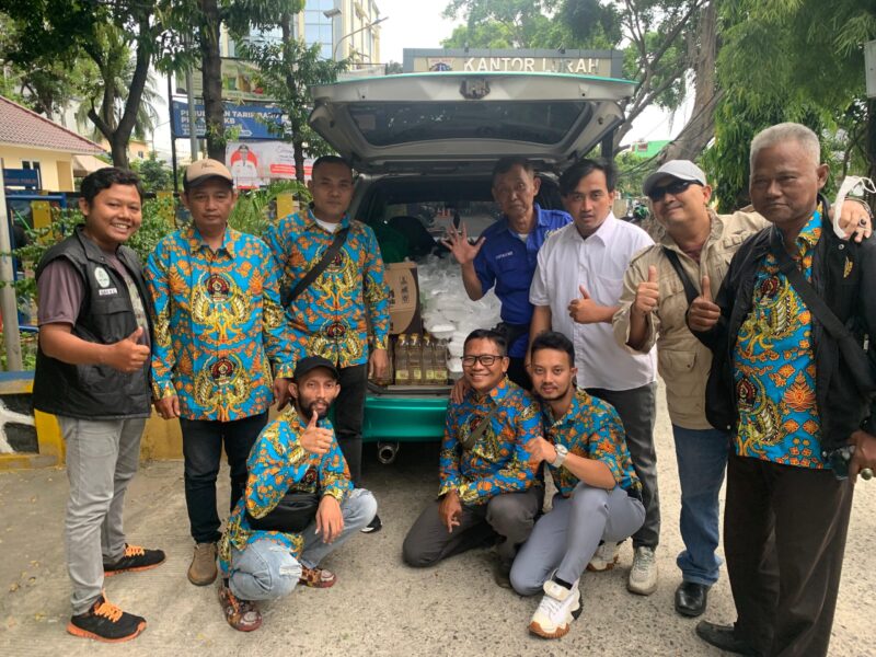 Ramadhan 2025 Penuh Berkah, Pokja PWI Walikota Jakarta Utara Bagikan Ratusan Nasi Takjil